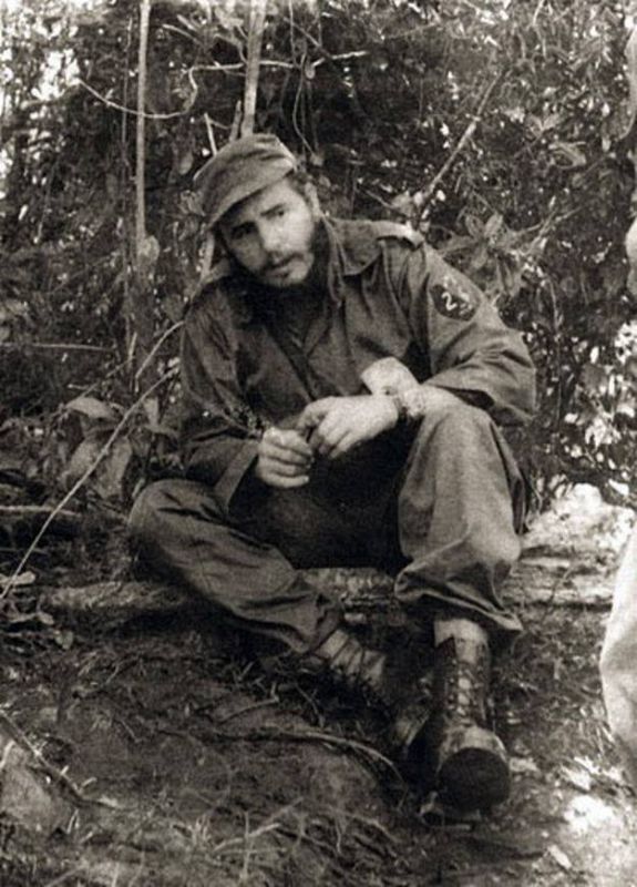 Otra de las fotografías de Fidel Castro en 1958