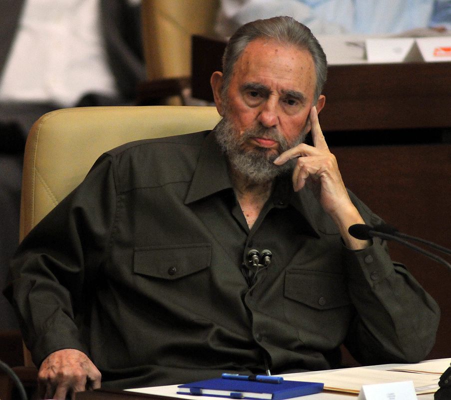 FIDEL CASTRO INTERVIENE EN LA ASAMBLEA NACIONAL TRAS CUATRO AÑOS DE AUSENCIA