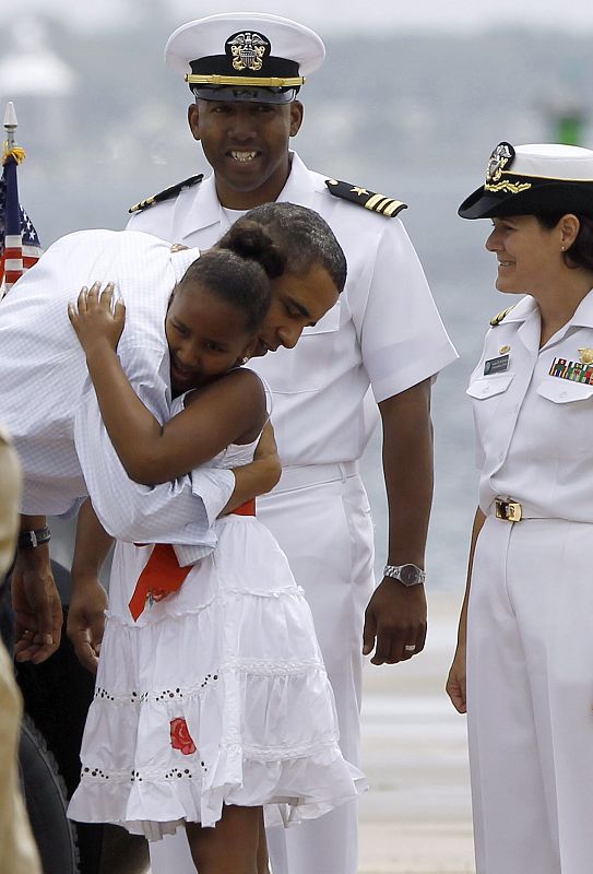 Obama visita Florida para evaluar el impacto del vertido en la zona