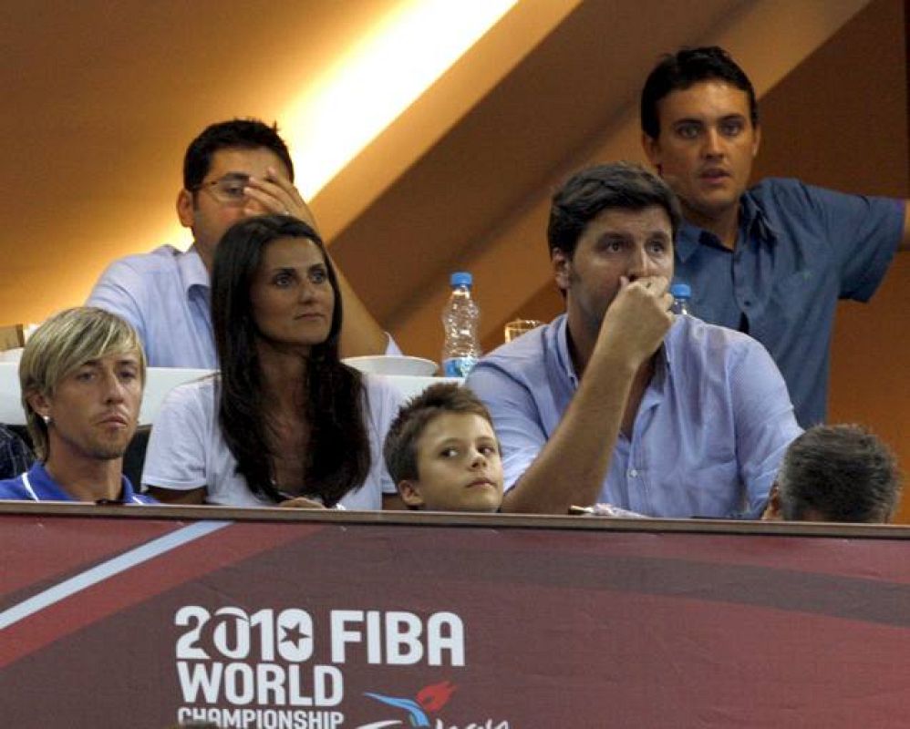 El futbolista español Guti, ex del Real Madrid y actualmente en el Besiktas, fue uno de los rostros conocidos en el pabellón Sinam Erdem de Estambul.