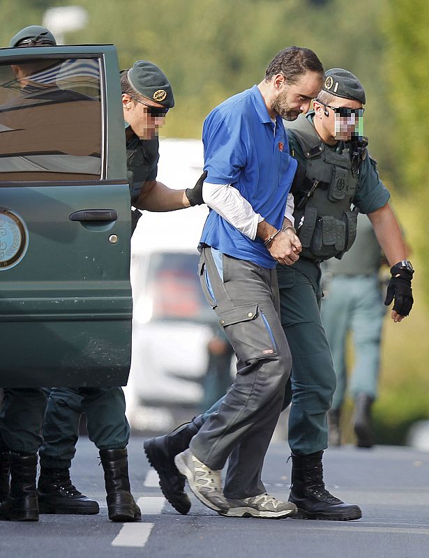 Javier Atristain ha sido trasladado a la lonja en helicóptero desde Madrid
