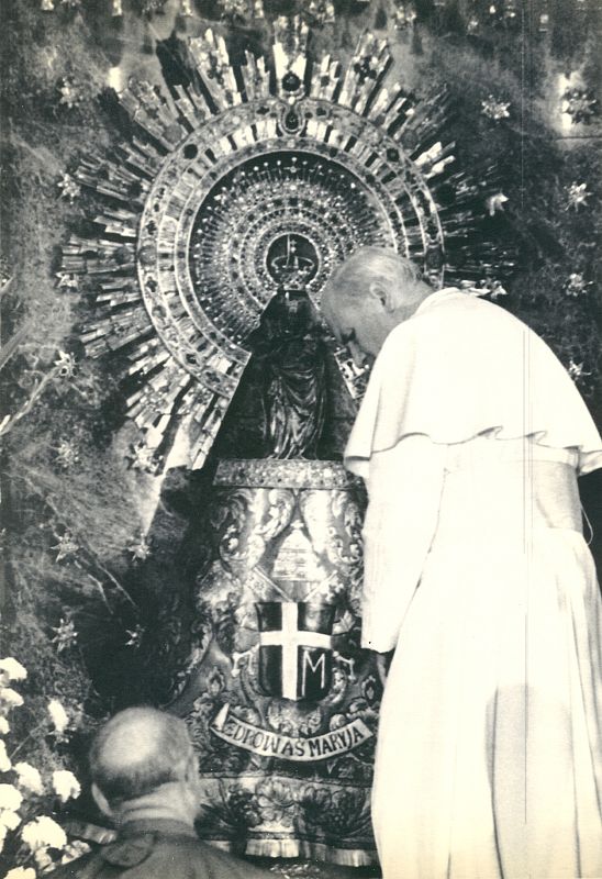 Juan Pablo II en su visita en 1982 a Zaragoza