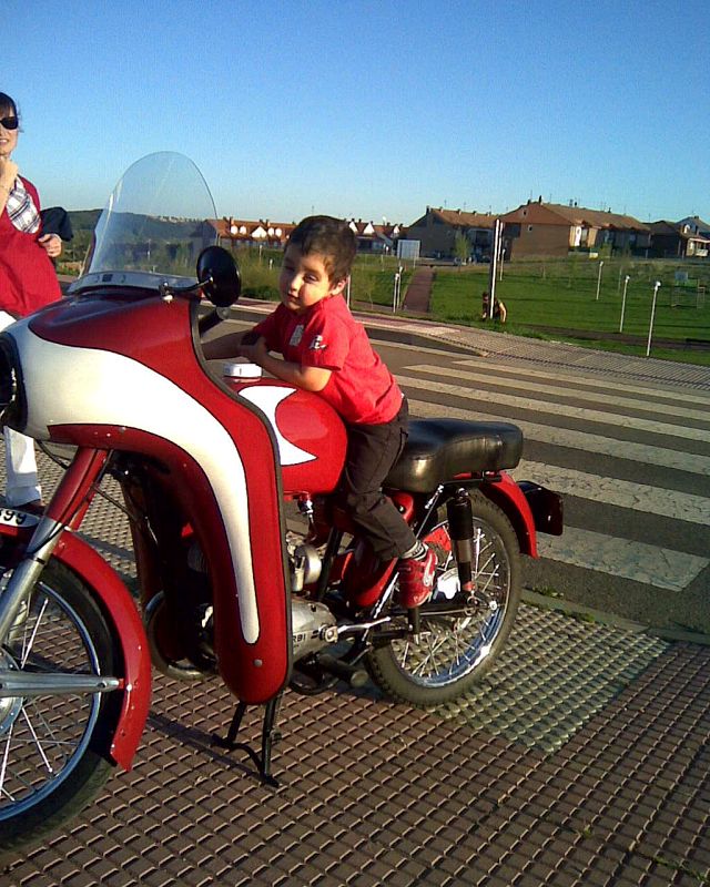 ESTHER  BAYON LOPEZ.