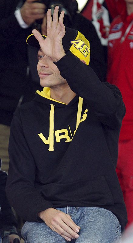 El nueve veces campeón del mundo correrá con la marca italiana.