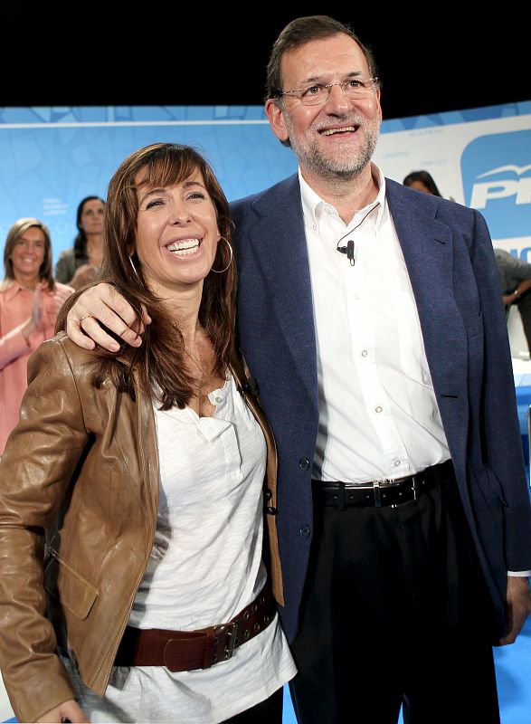 El presidente del PP, Mariano Rajoy, ha viajado en el último fin de semana de la campaña electoral para arropar a Alicia Sánchez-Camacho