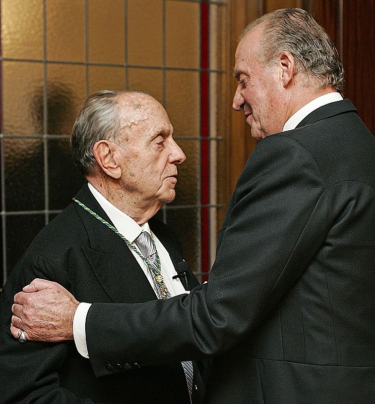 Homenaje de los Reyes a Fraga en 2006