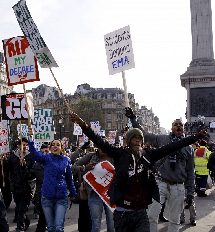 Los estudiantes se han manifestado este miércoles en Trafalgar Square, en Londres (Reino Unido).