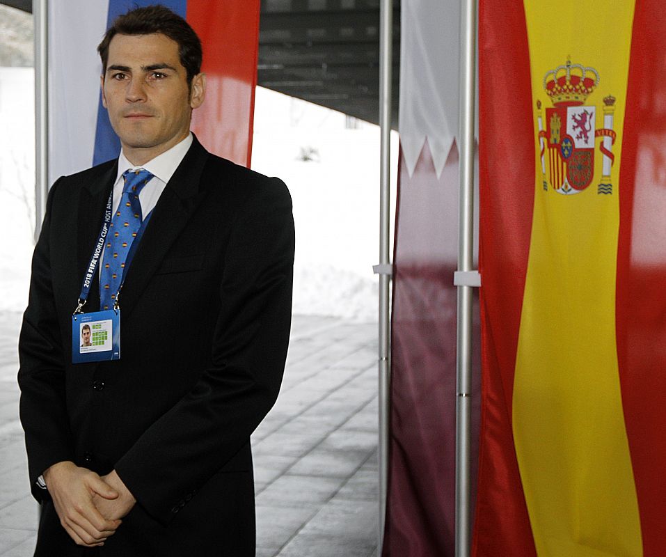 El capitán de la selección española de fútbol, Iker Casillas, llega a la sede de la FIFA para hacer la presentación de la Candidatura Ibérica para el Mundial de 2018.