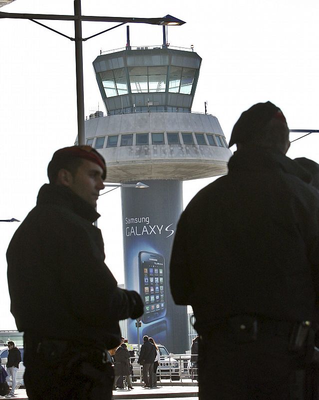 AEROPUERTOS CONTROLADORES