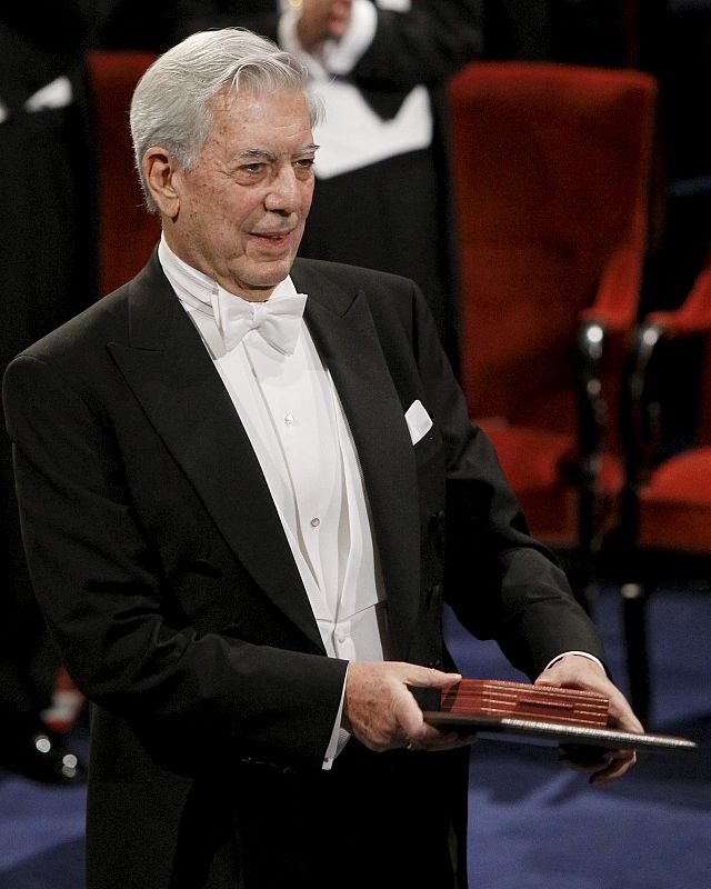 PREMIOS NOBEL- MARIO VARGAS LLOSA