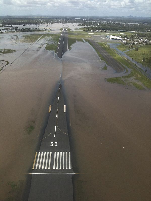 Las aguas han afectado al aeropuerto de la ciudad de Rockhampton