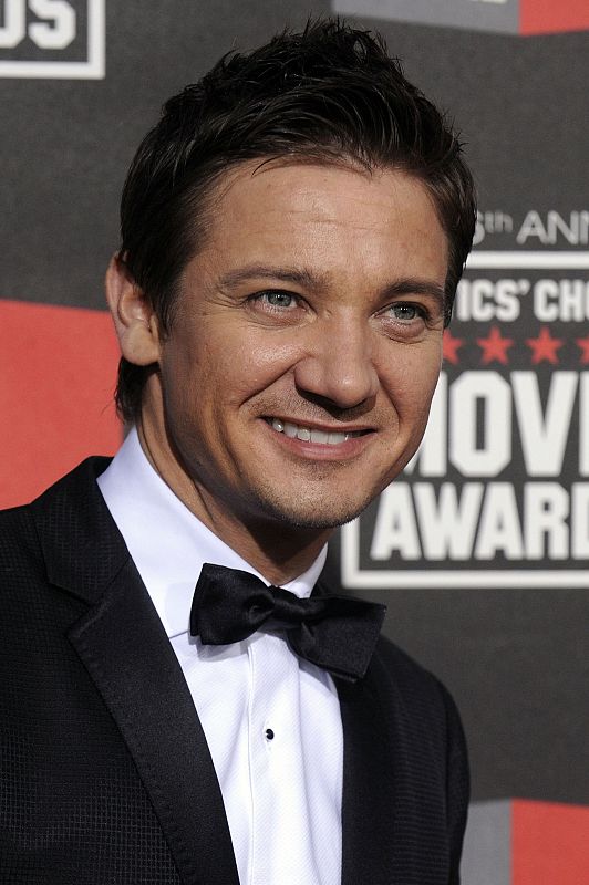 Actor Jeremy Renner arrives at the 16th Annual Critics' Choice Movie Awards in Hollywood