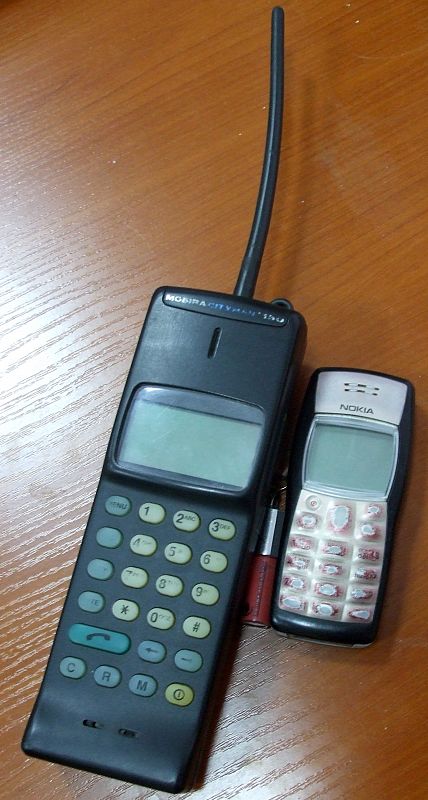 Con la evolución de la telefonía móvil, los tamaños fueron reduciéndose de forma progresiva.