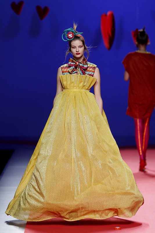 Siendo fiel a sí misma, Agatha ha presentado a una mujer alegre que se atreve con todo.