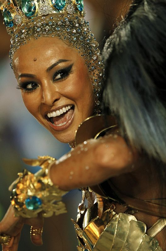 Desfile de la escuela de Samba en Río de Janeiro.