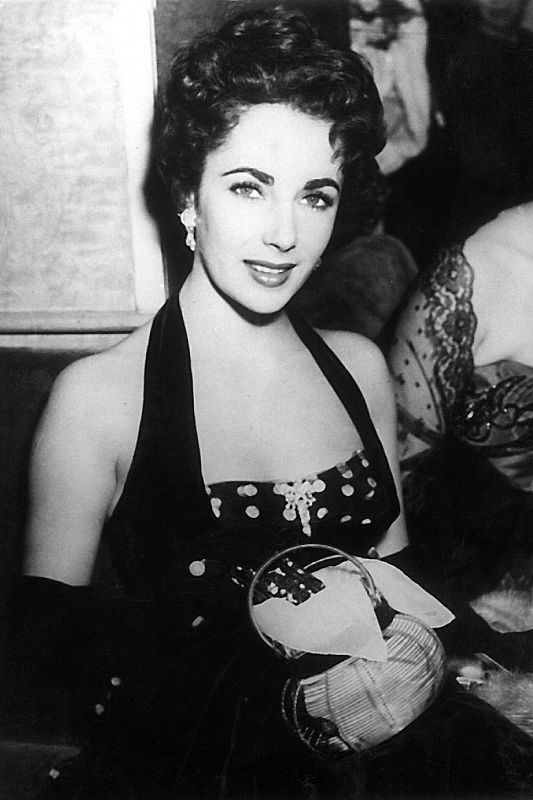 Imagen de archivo de 1951 de Elizabeth Taylor