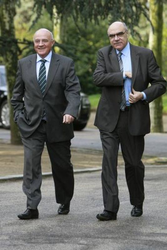 ZAPATERO EXPLICA A LOS GRANDES EMPRESARIOS LAS MEDIDAS DEL PACTO DEL EURO