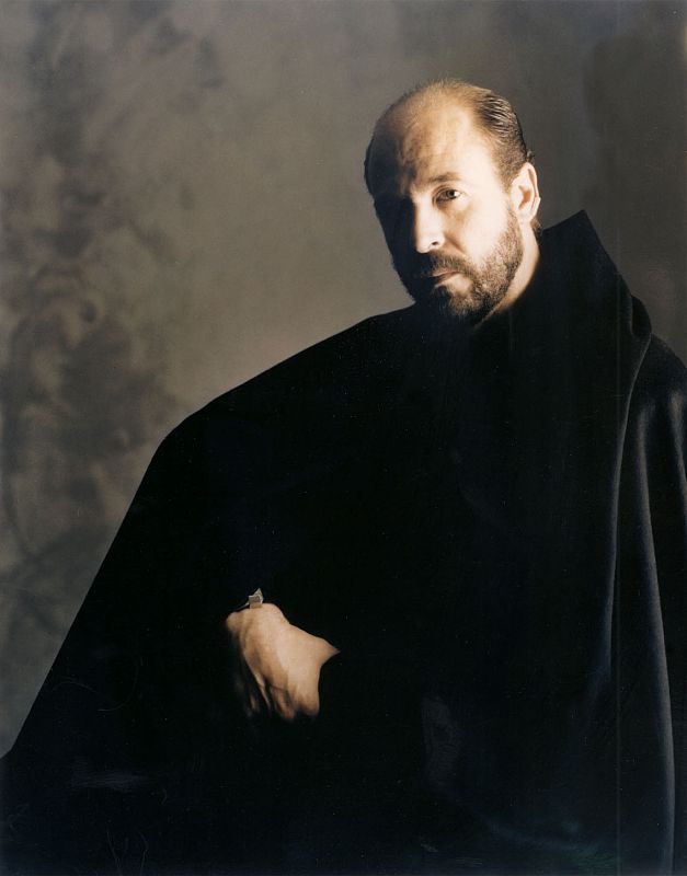 Manuel Piña, diseñador español, una de las pocas caras del sida en nuestro país