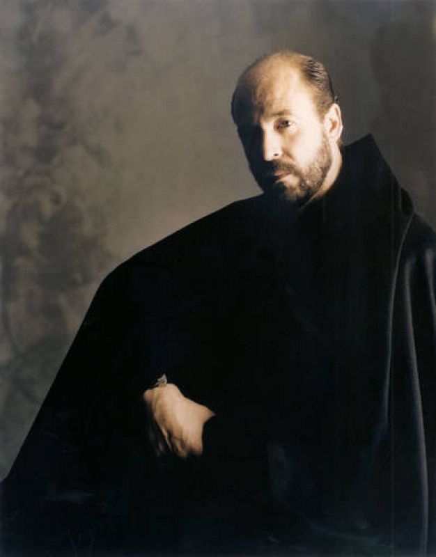 Manuel Piña, diseñador español, una de las pocas caras del sida en nuestro país