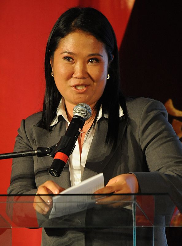 La candidata Keiko Fujimori anuncia los primeros resultados