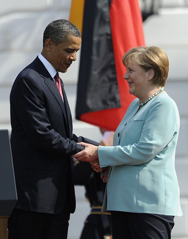 Obama ha recibido con un caluroso saludo a Merkel.
