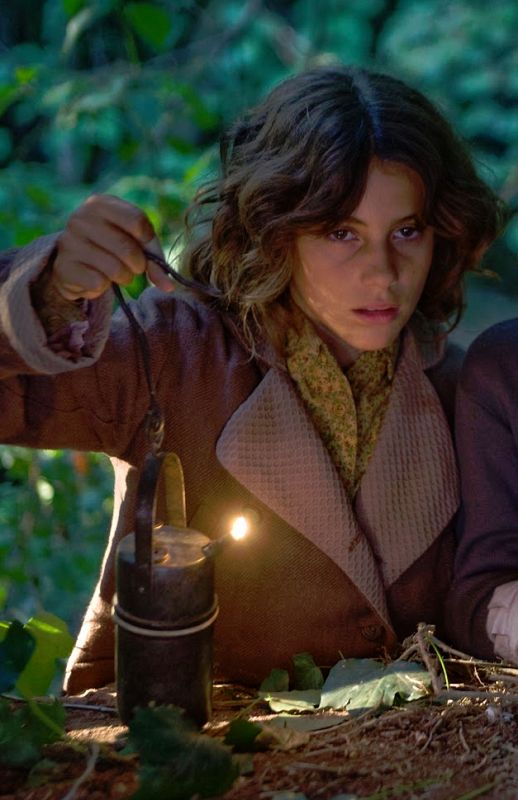 Marina Comas será, de momento, la última actriz en llevarse un Goya con menos de 16 años. Su trabajo en 'Pa Negre' le valió el premio de Mejor actriz revelación