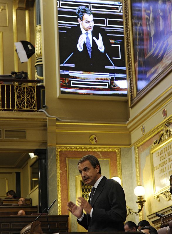 Zapatero: "Quedan 36 proyectos de ley para seguir nuestro proceso de reformas"