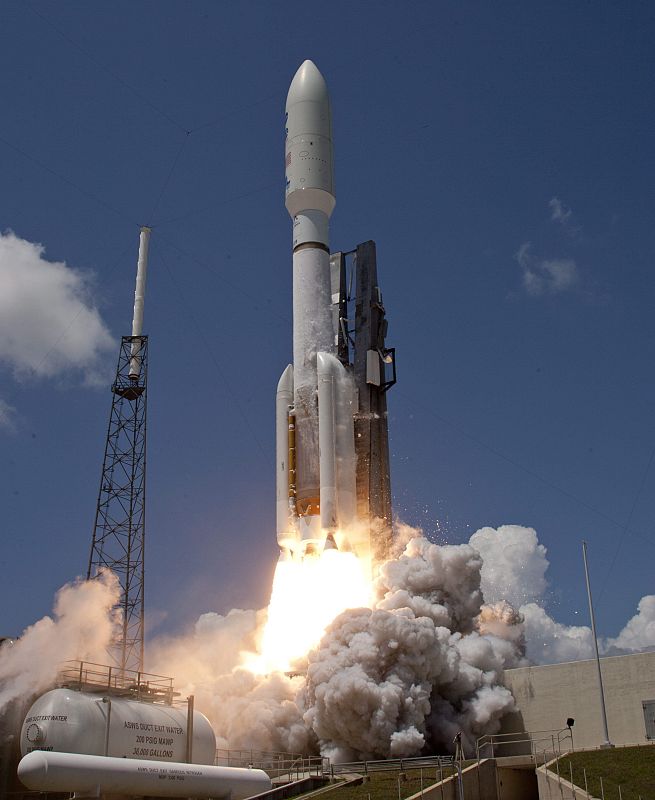 La NASA lanza la sonda Juno para estudiar Júpiter