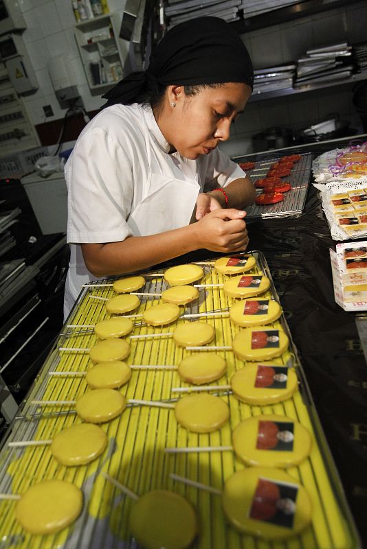 Piruletas conmemorativas de la visita del papa