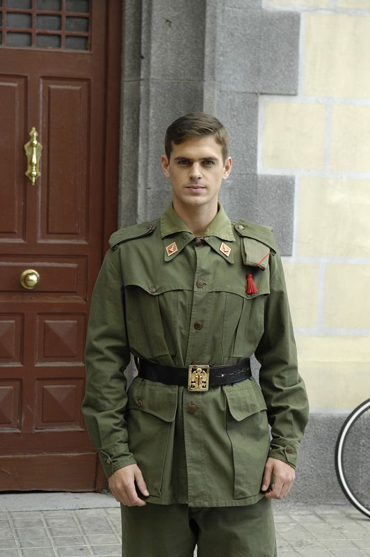 Gonzalo Ramos interpreta a Alberto Cepeda