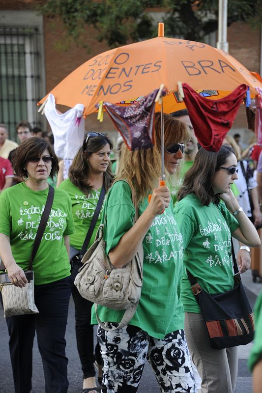 Primera jornada de huelga contra los recortes en educación