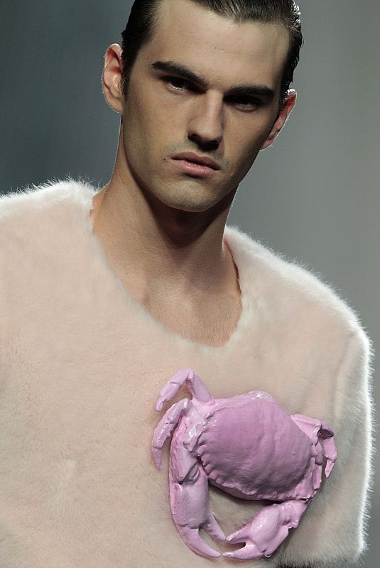 LA DISEÑADORA IXONE ELZO PRESENTA SUS PROPUESTAS EN CIBELES