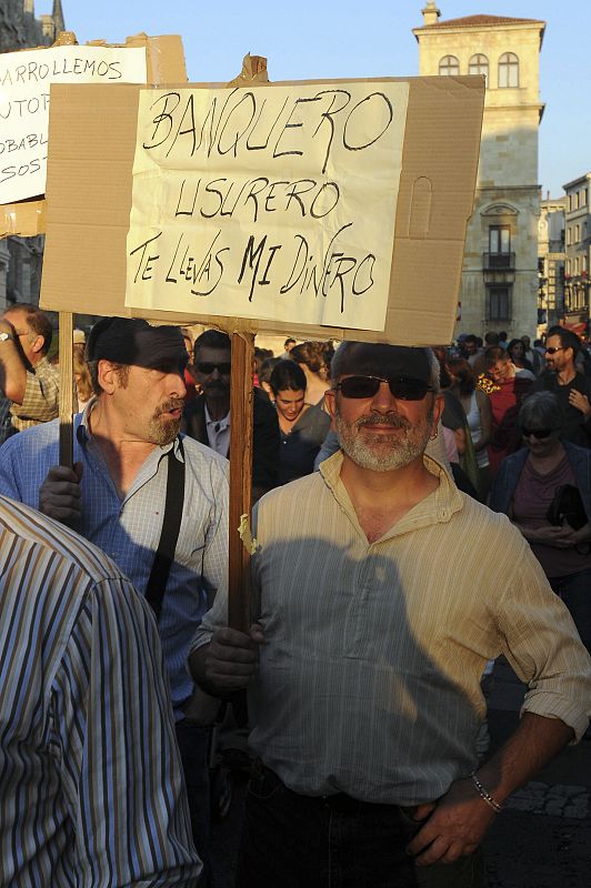 500 PERSONAS PIDEN EN LEÓN QUE 1 POR CIEN DE LA POBLACIÓN NO RIJA SOBRE RESTO