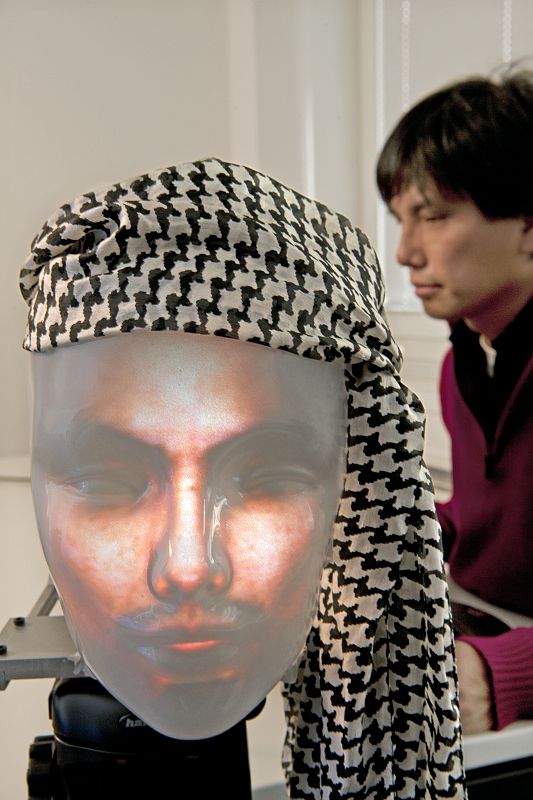 Los investigadores pueden reproducir los rostros robóticos a la carta
