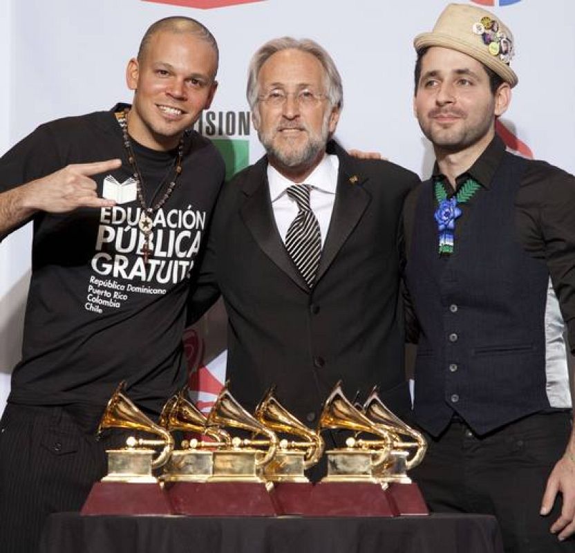 Los 'Calle 13' se alzaron con 9 galardones 