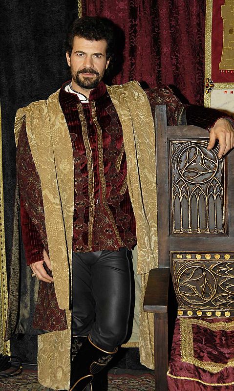 Rodolfo Sancho, en el papel de Fernando de Aragón - Isabel