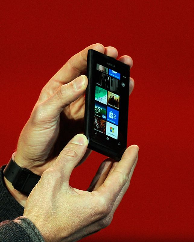 El Nokia Lumia 900, el último terminal de Nokia equipado con el sistema Windows Phone