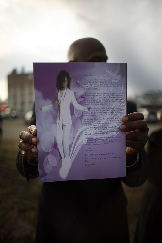 Whitney Houston Laid To Rest In Hometown Of Newark, New Jersey