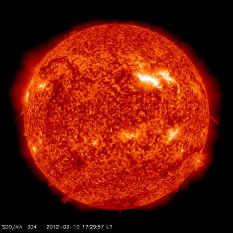 La intensa actividad solar de la primera semana de marzo provocó que, en apenas 48 horas, se produjeran 13 llamaradas solares 