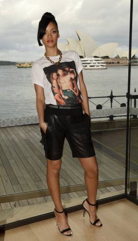 Rihanna con la Pete Berg T-shirt