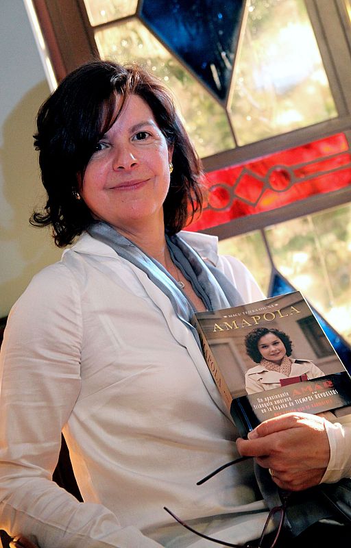 Presentación de Amapola, nuevo libro de Amar 1