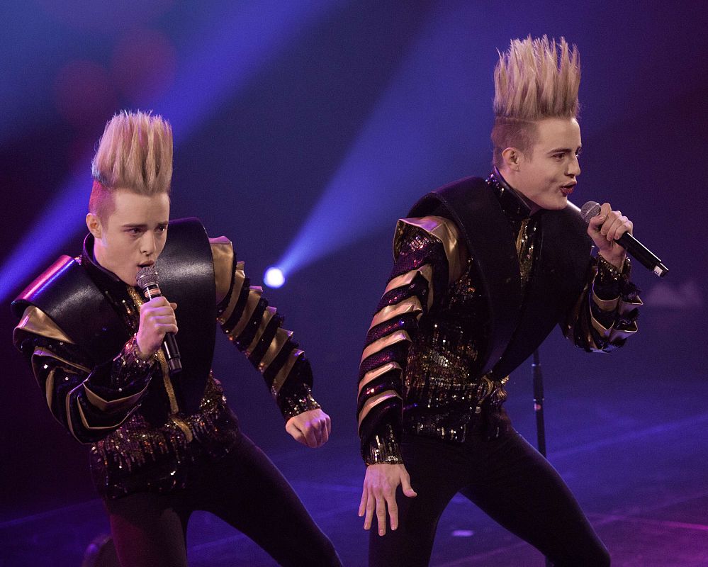 Los gemelos Jedward, de Irlanda.