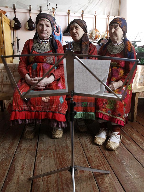 Las Buranovo, durante uno de sus ensayos.