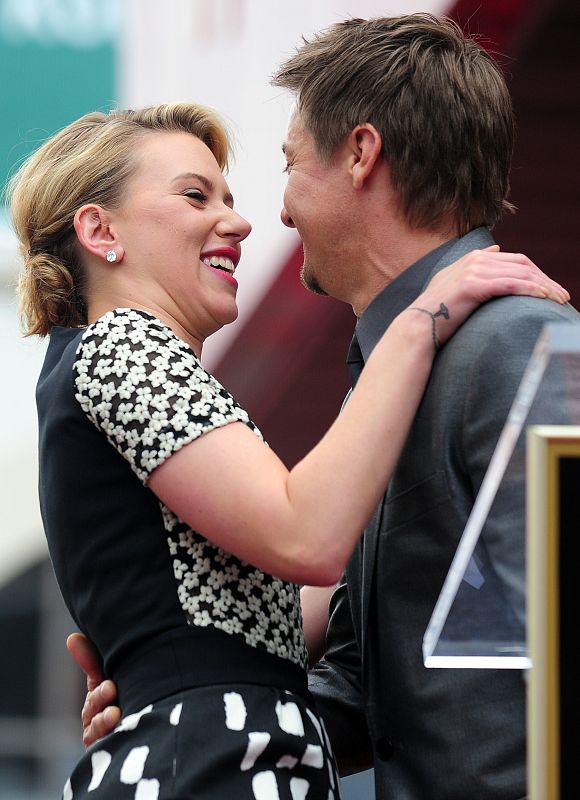 Gente y Tendencias - Scarlett Johansson y Jeremy Renner