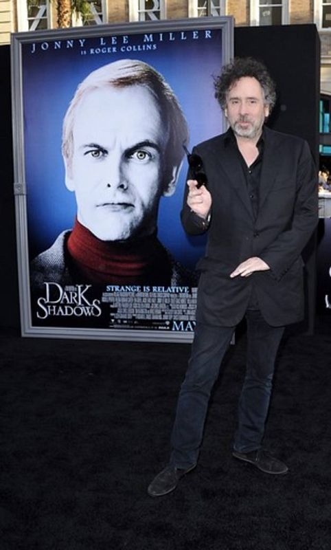 Tim Burton en el estreno de Dark Shadows