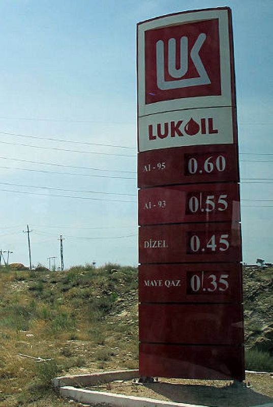  El precio de la gasolina en Azerbaiyán, una de las cosas que más ha fascinado a Pastora Soler. 