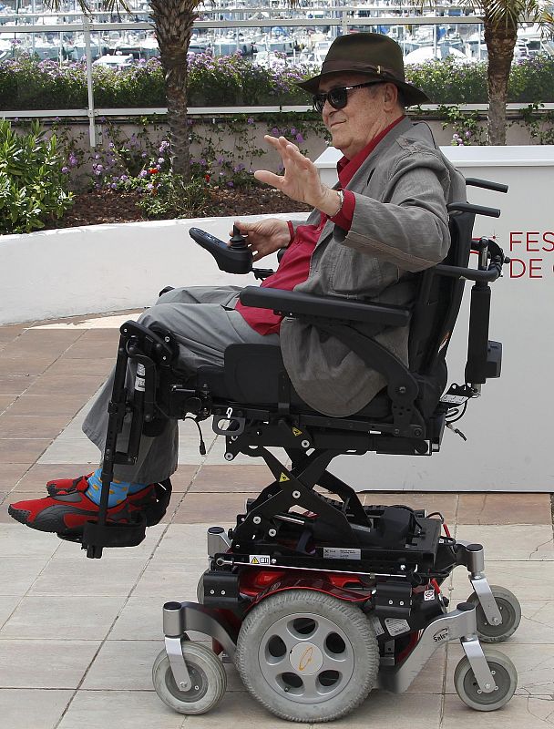 El director Bernardo Bertolucci durante el photocall de "Io e Te" (Me and You), en Cannes