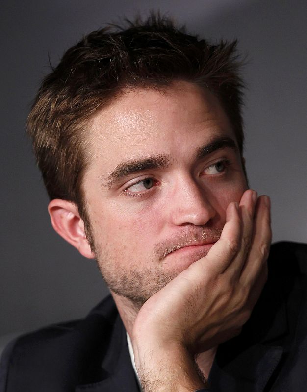 Robert Pattinson durante la rueda de prensa de "Cosmopolis", en Cannes