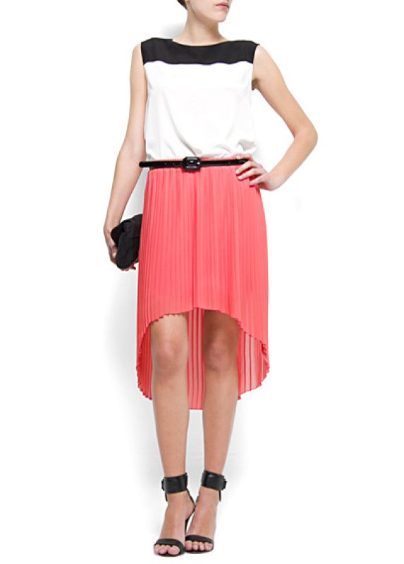 Falda de color coral de Mango (25,99¿)