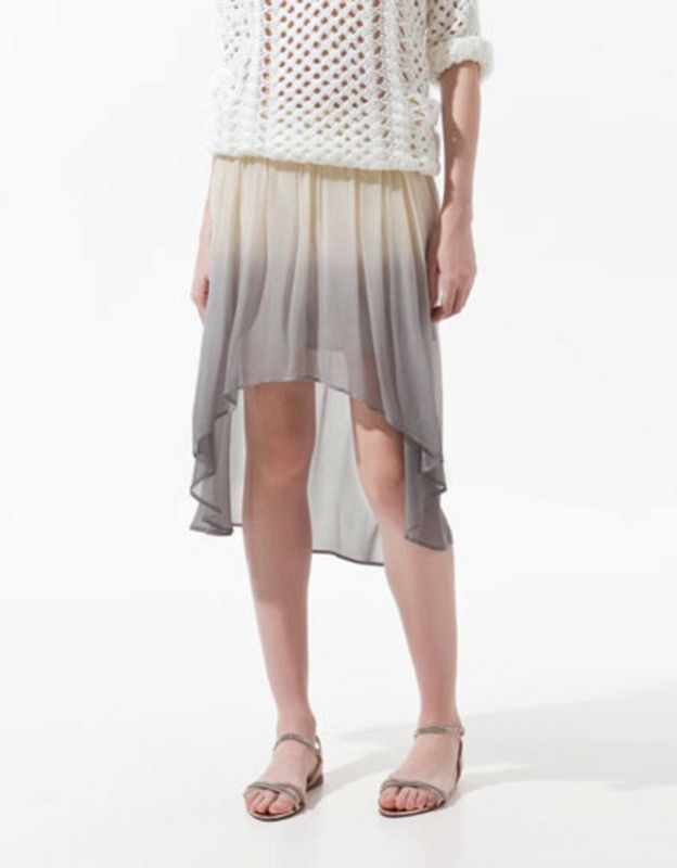 Falda transparente en colores piedra de Zara (29,95¿)